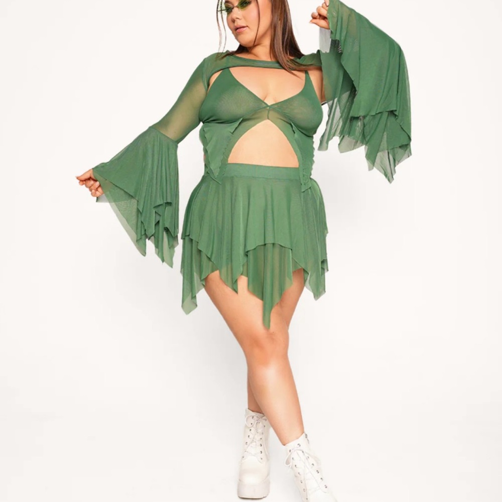 Green Sheer Bell Sleeve Rave fit